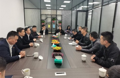全面深化“三服務”，劉德威調(diào)研“成長之星”企業(yè)
